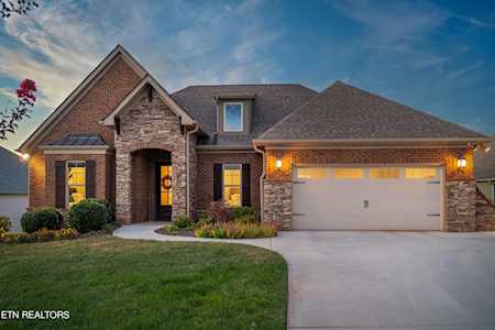 205 Hummingbird Dr Vonore, TN 37885