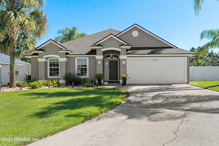 2137 Willesdon DR E Jacksonville, FL 32246
