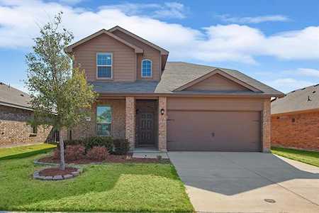 1117 Emerald Leaf Drive Azle, TX 76020