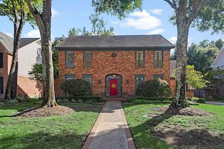 5322 Sycamore Villas Dr Kingwood, TX 77345