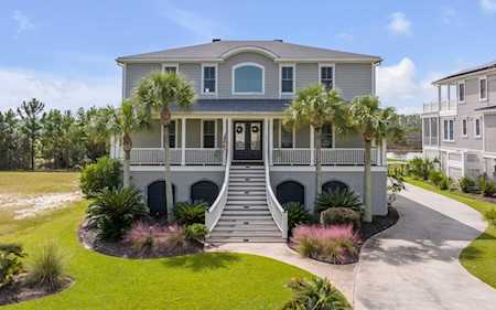 2692 Crooked Stick Lane Mount Pleasant, SC 29466