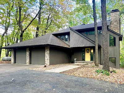 W10850 Deer Brook Ln New London, Town of Hortonia, WI 54961