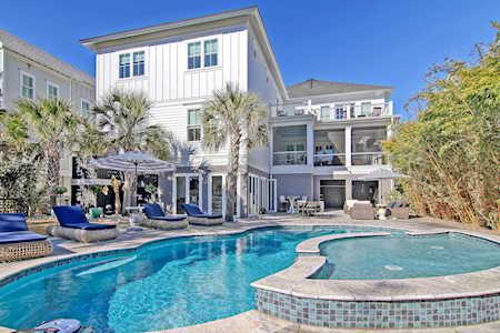 1225 Smythe St Daniel Island, SC 29492