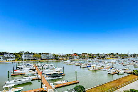 32 Yacht Harbor Ct Isle of Palms, SC 29451
