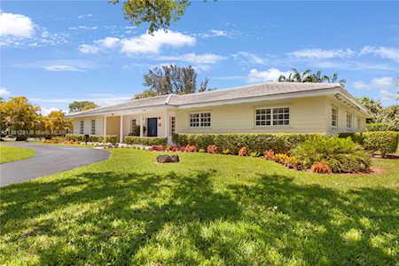 7251 SW 133rd Ter Pinecrest, FL 33156