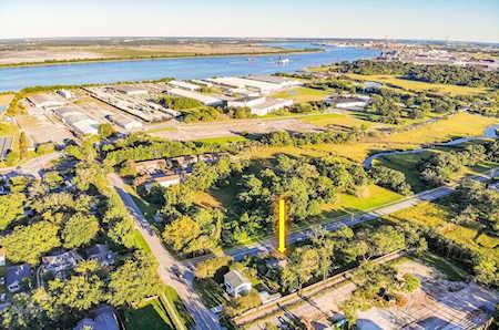 4525 Ohear Ave North Charleston, SC 29405