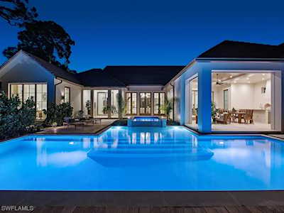 470 Banyan Blvd Naples, FL 34102