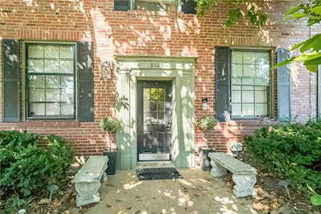 8125 Roxburgh Dr St Louis, MO 63105
