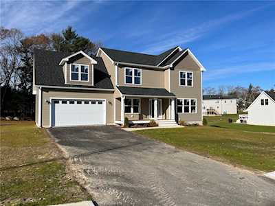 260 East Shore Dr Coventry, RI 02816