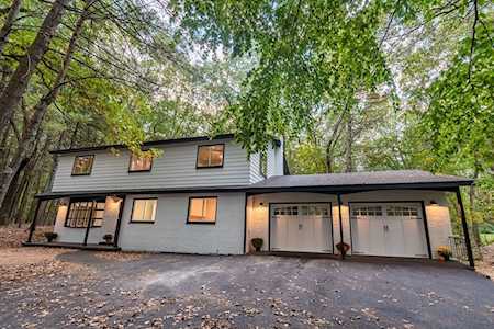 4 Fox Run Road Bedford, MA 01730