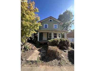 4058 NE 12th AVE Portland, OR 97212