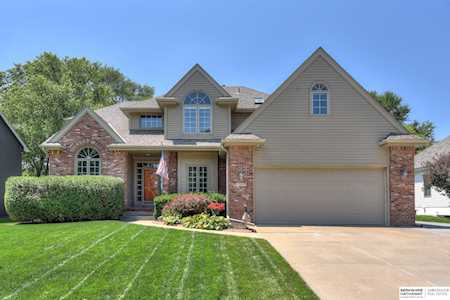 1303 Lambert Dr Papillion, NE 68046