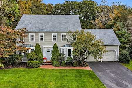 23 Constitution Drive Southborough, MA 01772