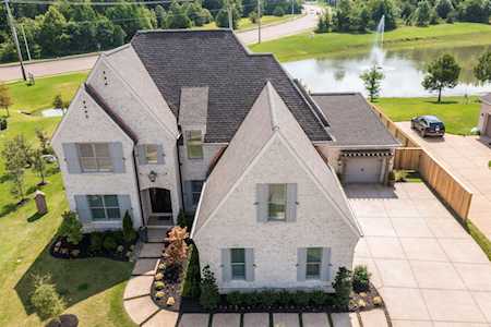 596 Cypress Knoll Dr Collierville, TN 38017
