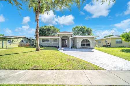 2850 SW 4th Ct Fort Lauderdale, FL 33312