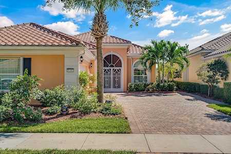5180 Eleuthra Circle Vero Beach, FL 32967