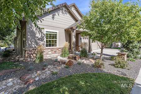 2824 E Deerhill Dr. Meridian, ID 83642