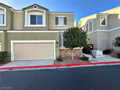 9113 Kinross Ave Las Vegas, NV 89145