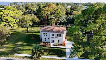 233 Oleander Place Titusville, FL 32780