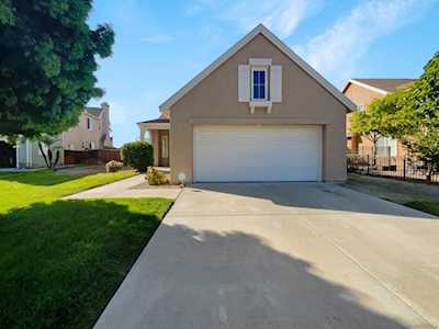 1886 Eagle Rock Dr San Marcos, CA 92069