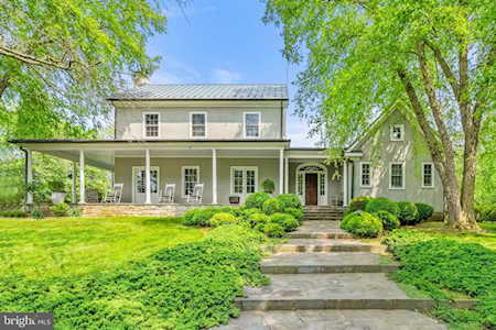 2355 Delaplane Grade Rd Delaplane, VA 20144