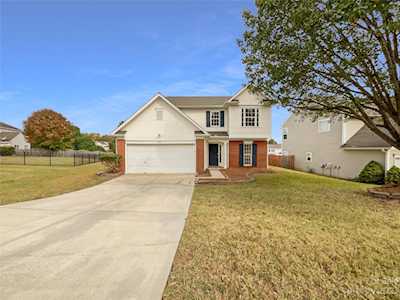 12717 Deaton Hill Dr Charlotte, NC 28269
