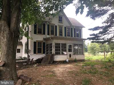 700B Clinton St Delaware City, DE 19706