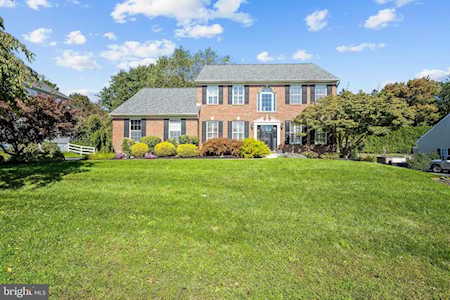 24 Wyndom Circle Hockessin, DE 19707