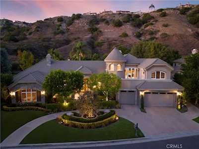 6945 E Hidden Oaks Ln Orange, CA 92867