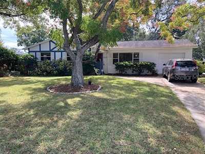 6123 E 111th Ave Temple Terrace, FL 33617