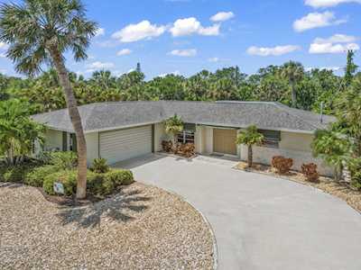 5579 Cape Aqua Dr Sarasota, FL 34242