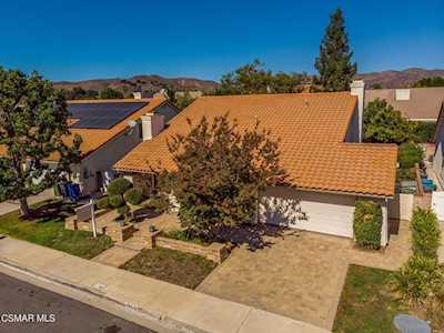 29013 Woodcreek Ct Agoura Hills, CA 91301