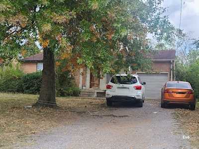 3226 Hinkle Dr Nashville, TN 37218