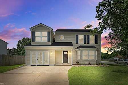 2565 Gaines Mill Dr Virginia Beach, VA 23456