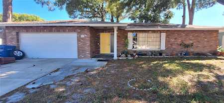 11016 129th Ave Largo, FL 33778