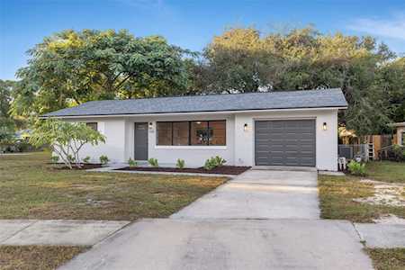 526 61st Ave NE St. Petersburg, FL 33703