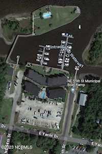 5400 E Yacht Dr Oak Island, NC 28465