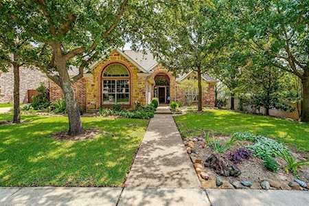 7800 Shady Oaks Drive North Richland Hills, TX 76182