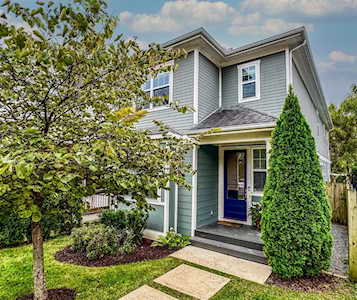 1203B Ashwood Ave Nashville, TN 37212