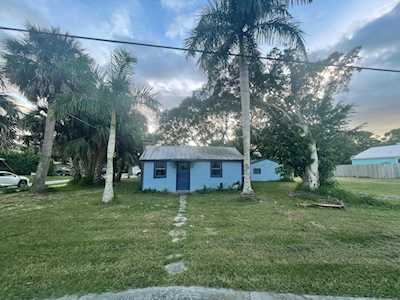 1108 SW 28th St Palm City, FL 34990