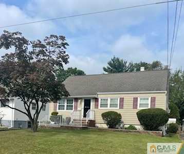 18 Melvin Avenue Iselin, NJ 08830
