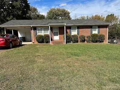 5502 Chicopee Dr Mint Hill, NC 28227