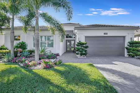 9321 Seahorse Bay Drive Boynton Beach, FL 33473