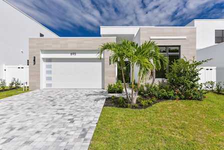 695 Kingsbridge Street Boca Raton, FL 33487