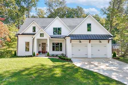 3535 Hamlin Circle Chamblee, GA 30341