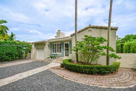 611 SW 25th Rd Miami, FL 33129