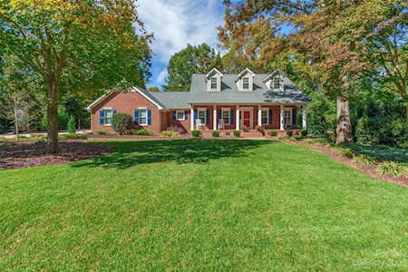 1130 Candlelight Dr Rock Hill, SC 29732