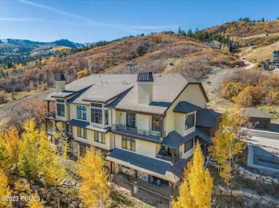 3610 N Vintage East St Park City, UT 84098