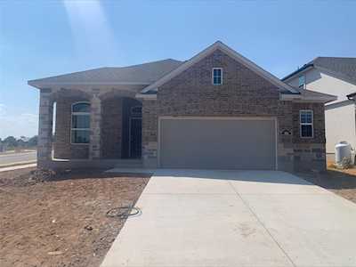 901 Leaning Oak LN Georgetown, TX 78628