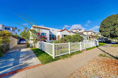 832 Beryl Street San Diego, CA 92109